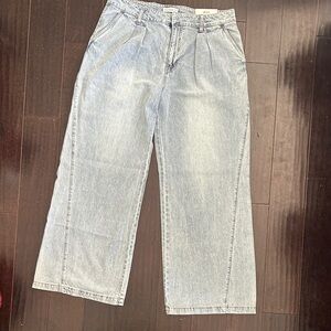 Macy’s sold out And Now This 31 x 30 high rise pleated Light Blue Wide Leg Jeans